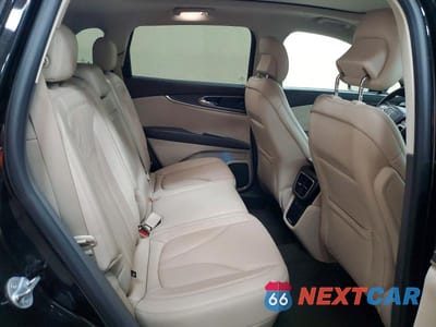 Zdjęcie 11 z 13 samochodu: 2019 LINCOLN NAUTILUS RESERVE VIN:2LMPJ8L92KBL40689 - miniatura
