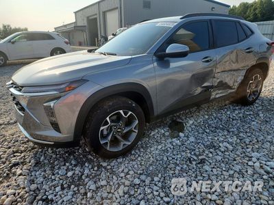 2025 CHEVROLET TRAX 1LT KL77LHEP8SC181793 - główne zdjęcie licytacji z USA - miniatura