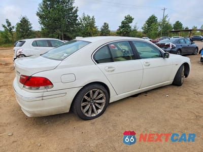 Trzecie zdjęcie samochodu z tyłu: 2007 BMW 750 I VIN:WBAHL83597DT07540 - miniatura