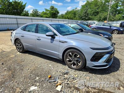 Czwarte zdjęcie samochodu z boku: 2024 HYUNDAI SONATA SEL VIN:KMHL64JA0RA366344 - miniatura