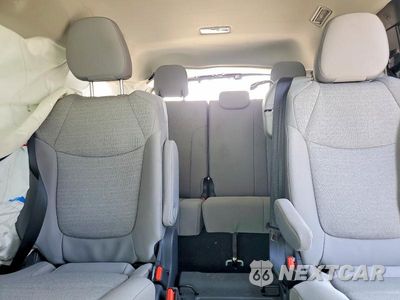 Zdjęcie 10 z 13 samochodu: 2026 TOYOTA SIENNA LE VIN:5TDKRKEC8TS305048 - miniatura