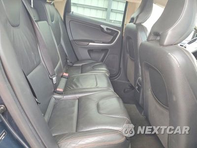 Zdjęcie 11 z 13 samochodu: 2011 VOLVO XC60 T6 VIN:YV4902DZ6B2175952 - miniatura