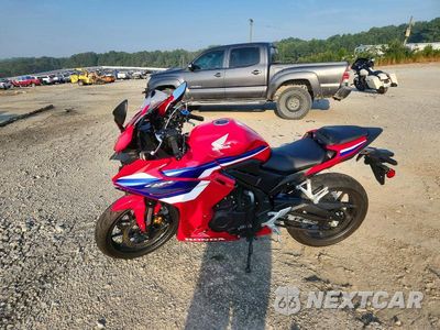 Trzecie zdjęcie samochodu z tyłu: 2025 HONDA CBR500 RA VIN:MLHPC7054S5101930 - miniatura