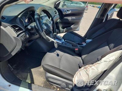 Zdjęcie 7 z 12 samochodu: 2018 NISSAN SENTRA SR VIN:3N1AB7AP8JY269571 - miniatura