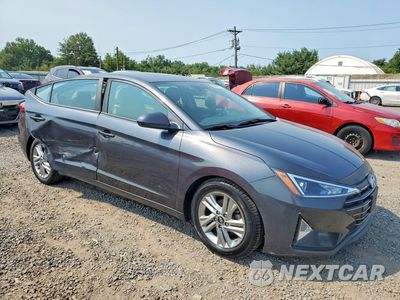 Czwarte zdjęcie samochodu z boku: 2020 HYUNDAI ELANTRA SEL VIN:5NPD84LF9LH562021 - miniatura