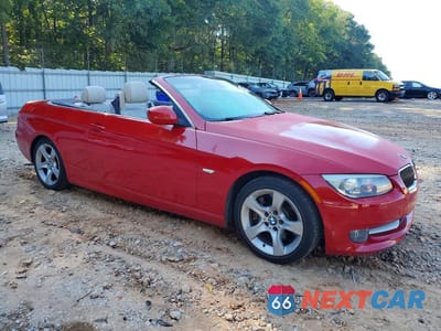 Czwarte zdjęcie samochodu z boku: 2013 BMW 335 I VIN:WBADX7C54DJ590262 - miniatura