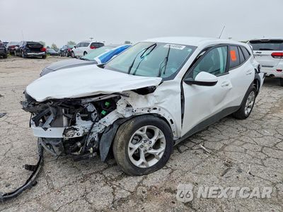 2025 CHEVROLET TRAX LS KL77LFEP8SC300379 - główne zdjęcie licytacji z USA - miniatura