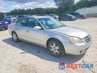 Czwarte zdjęcie samochodu z boku: 2004 NISSAN ALTIMA 2.5 VIN:1N4AL11D04C143463 - miniatura