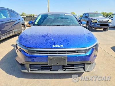 Piąte zdjęcie samochodu w środku: 2025 KIA K4 LXS VIN:3KPFT4DE2SE027774 - miniatura