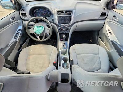 Zdjęcie 8 z 12 samochodu: 2017 HYUNDAI ACCENT SE VIN:KMHCT4AE4HU366694 - miniatura