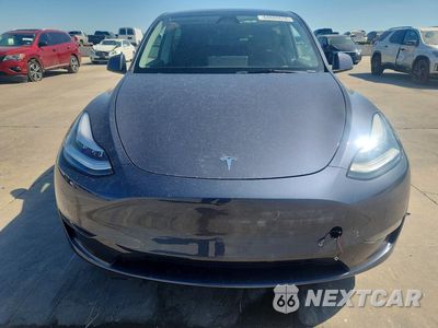 Piąte zdjęcie samochodu w środku: 2023 TESLA MODEL Y VIN:7SAYGDEE5PA154158 - miniatura