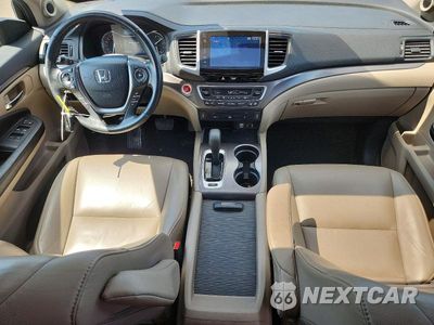 Zdjęcie 8 z 13 samochodu: 2017 HONDA PILOT EXL VIN:5FNYF6H81HB096250 - miniatura