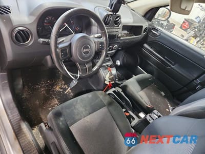 Zdjęcie 8 z 13 samochodu: 2011 JEEP COMPASS SPORT VIN:1J4NF1FB5BD251573 - miniatura