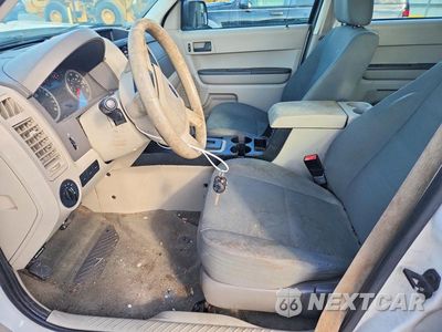 Zdjęcie 7 z 13 samochodu: 2012 FORD ESCAPE XLS VIN:1FMCU0C70CKC65841 - miniatura