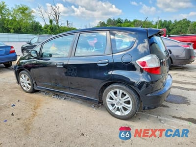 Drugie zdjęcie samochodu z przodu: 2009 HONDA FIT SPORT VIN:JHMGE88409S046000 - miniatura