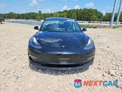 Piąte zdjęcie samochodu w środku: 2022 TESLA MODEL 3 VIN:5YJ3E1EA2NF370218 - miniatura