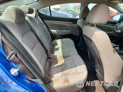 Zdjęcie 10 z 12 samochodu: 2018 HYUNDAI ELANTRA SEL VIN:5NPD84LF0JH244530 - miniatura