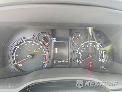 Zdjęcie 9 z 14 samochodu: 2020 TOYOTA 4RUNNER SR5 VIN:JTEZU5JR6L5219974 - miniatura