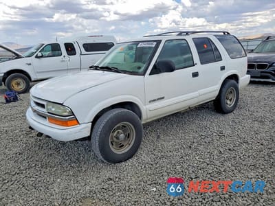 2002 CHEVROLET BLAZER 1GNDT13W92K152534 - główne zdjęcie licytacji z USA - miniatura