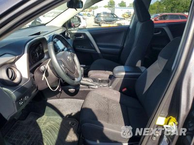 Zdjęcie 7 z 13 samochodu: 2017 TOYOTA RAV4 XLE VIN:2T3RFREV2HW628535 - miniatura