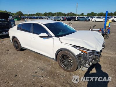 Czwarte zdjęcie samochodu z boku: 2025 KIA K4 LX VIN:3KPFT4DE5SE136097 - miniatura