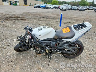 Trzecie zdjęcie samochodu z tyłu: 2004 YAMAHA YZFR6 L VIN:JYARJ06EX4A013549 - miniatura
