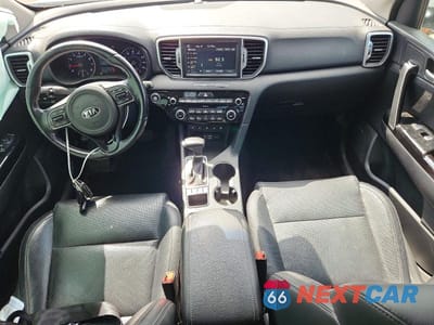 Zdjęcie 8 z 13 samochodu: 2018 KIA SPORTAGE EX VIN:KNDPNCAC3J7406860 - miniatura