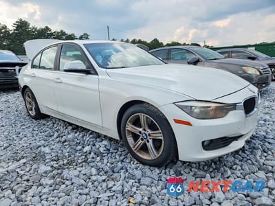 Czwarte zdjęcie samochodu z boku: 2014 BMW 328 I VIN:WBA3A5G56ENP32259 - miniatura