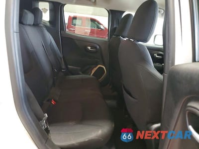 Zdjęcie 10 z 13 samochodu: 2016 JEEP RENEGADE LATITUDE VIN:ZACCJBBT2GPD96840 - miniatura