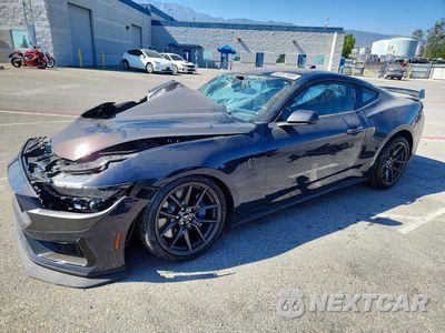 2024 FORD MUSTANG DARK HORSE 1FA6P8R02R5506748 - główne zdjęcie licytacji z USA - miniatura