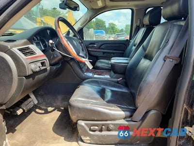 Zdjęcie 7 z 13 samochodu: 2010 CADILLAC ESCALADE ESV LUXURY VIN:1GYUKHEF1AR239619 - miniatura