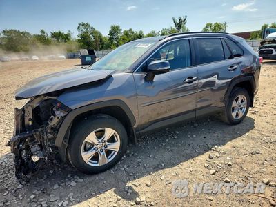 2022 TOYOTA RAV4 XLE 2T3P1RFV0NC321916 - główne zdjęcie licytacji z USA - miniatura