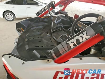 Zdjęcie 6 z 10 samochodu: 2025 CAN-AM MAVERICK X3 X RC 72 TURBO RR VIN:3JBVVAV21SE000027 - miniatura