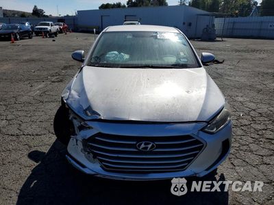 Piąte zdjęcie samochodu w środku: 2018 HYUNDAI ELANTRA SEL VIN:5NPD84LFXJH246379 - miniatura