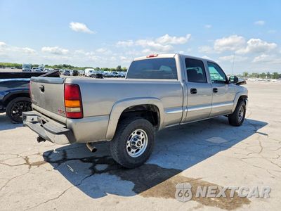 Trzecie zdjęcie samochodu z tyłu: 2002 GMC SIERRA C1500 HEAVY DUTY VIN:1GTGC13U42F193151 - miniatura