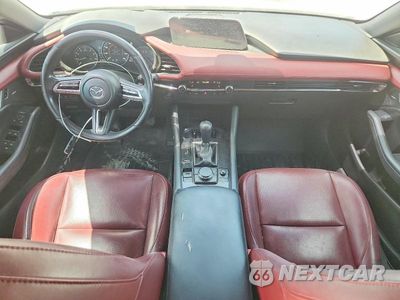 Zdjęcie 8 z 12 samochodu: 2020 MAZDA 3 PREMIUM VIN:JM1BPBNM4L1149280 - miniatura
