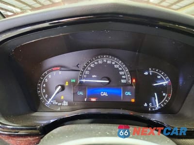 Zdjęcie 9 z 14 samochodu: 2017 CADILLAC XT5 LUXURY VIN:1GYKNDRSXHZ150558 - miniatura