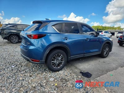 Trzecie zdjęcie samochodu z tyłu: 2020 MAZDA CX-5 SPORT VIN:JM3KFABM8L1822788 - miniatura