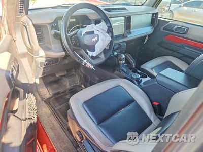 Zdjęcie 8 z 12 samochodu: 2024 FORD BRONCO BIG BEND VIN:1FMDE7AH9RLB21570 - miniatura