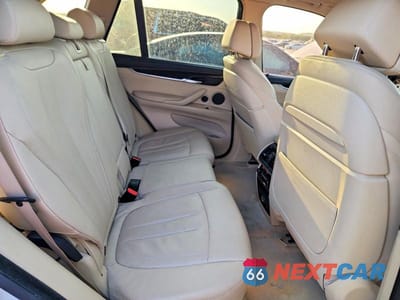 Zdjęcie 11 z 13 samochodu: 2015 BMW X5 XDRIVE50I VIN:5UXKR6C57F0J76429 - miniatura