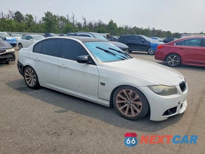 Czwarte zdjęcie samochodu z boku: 2011 BMW 328 XI SULEV VIN:WBAPK5C51BA659325 - miniatura