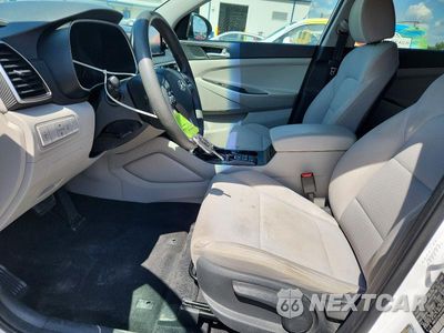 Zdjęcie 7 z 13 samochodu: 2019 HYUNDAI TUCSON SE VIN:KM8J2CA42KU885746 - miniatura
