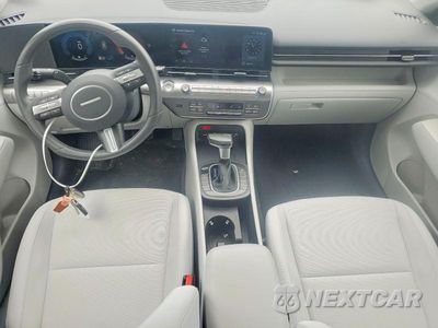 Zdjęcie 8 z 12 samochodu: 2024 HYUNDAI KONA SEL VIN:KM8HBCAB9RU118323 - miniatura