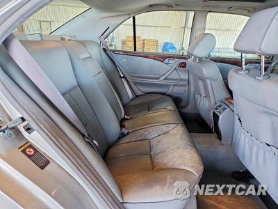 Zdjęcie 10 z 12 samochodu: 2000 MERCEDES-BENZ E 320 VIN:WDBJF65J8YB000558 - miniatura