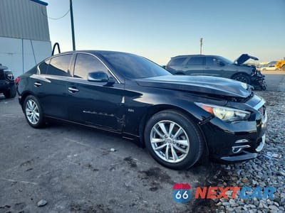 Czwarte zdjęcie samochodu z boku: 2017 INFINITI Q50 2.0T PREMIUM VIN:JN1CV7AP1HM641104 - miniatura