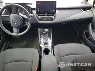 Zdjęcie 8 z 12 samochodu: 2021 TOYOTA COROLLA LE VIN:JTDEPMAE0MJ126717 - miniatura