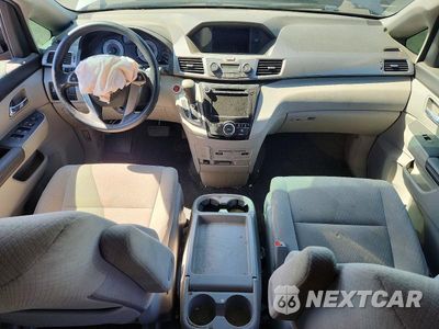 Zdjęcie 8 z 13 samochodu: 2016 HONDA ODYSSEY SE VIN:5FNRL5H3XGB096984 - miniatura