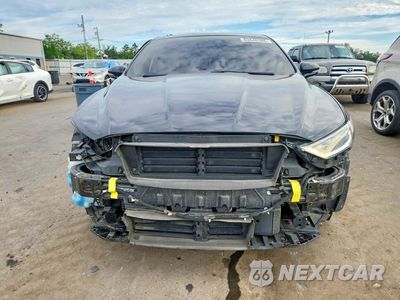 Piąte zdjęcie samochodu w środku: 2018 FORD FUSION SE VIN:3FA6P0HD7JR282965 - miniatura