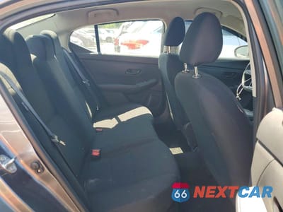 Zdjęcie 10 z 12 samochodu: 2025 NISSAN SENTRA S VIN:3N1AB8BV5SY382110 - miniatura