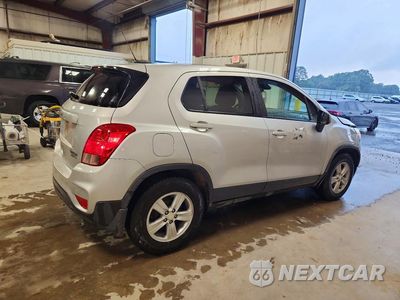 Trzecie zdjęcie samochodu z tyłu: 2020 CHEVROLET TRAX LS VIN:3GNCJKSB2LL138478 - miniatura